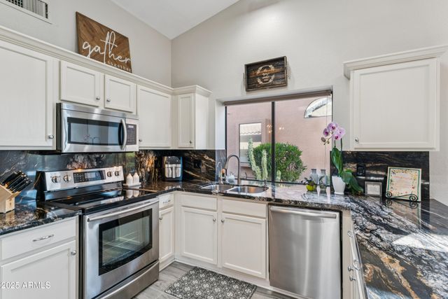 5682 S CREOSOTE Drive, Gold Canyon, AZ 85118