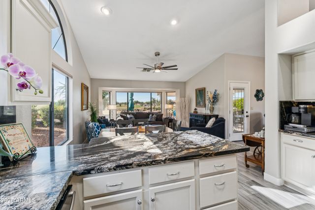 5682 S CREOSOTE Drive, Gold Canyon, AZ 85118