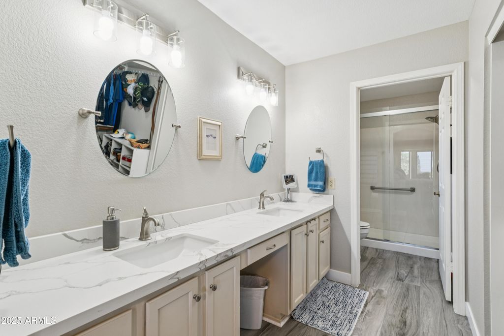 Image 22 of property listing at 5682 S CREOSOTE Drive, Gold Canyon, AZ 85118