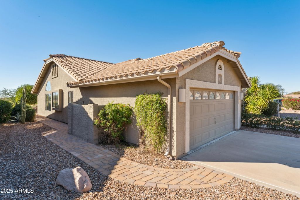 Image 27 of property listing at 5682 S CREOSOTE Drive, Gold Canyon, AZ 85118