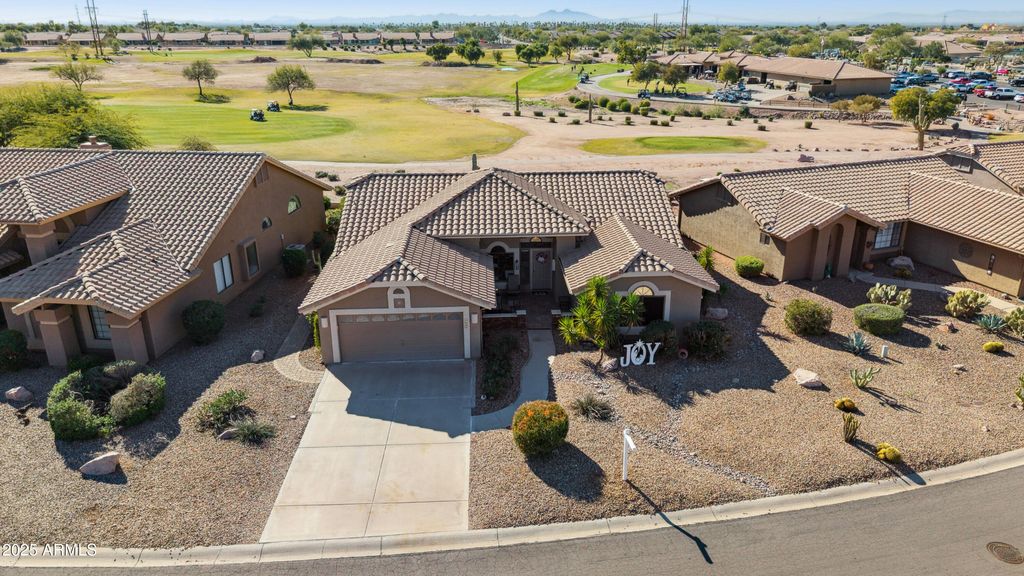 Image 37 of property listing at 5682 S CREOSOTE Drive, Gold Canyon, AZ 85118