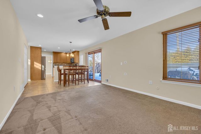 19 Cherrywood Drive, Piscataway, NJ 08854