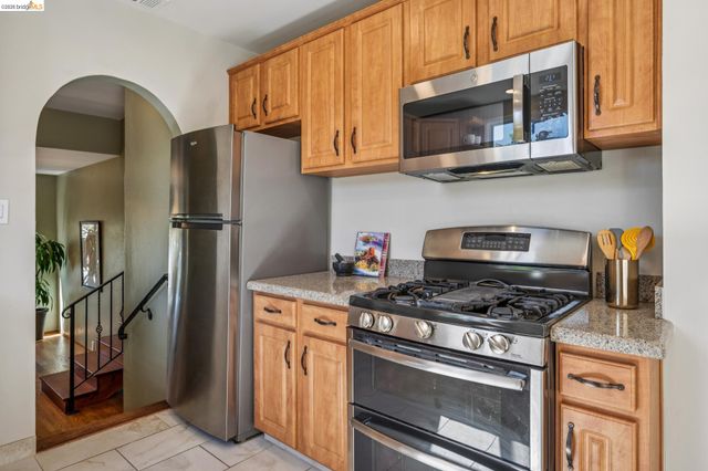 930 Richmond St, El Cerrito, CA 94530