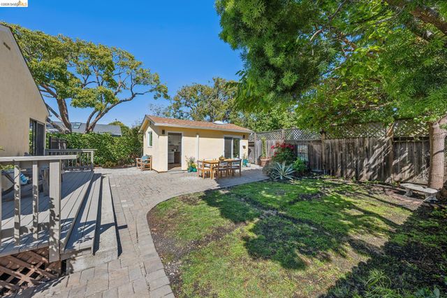 930 Richmond St, El Cerrito, CA 94530