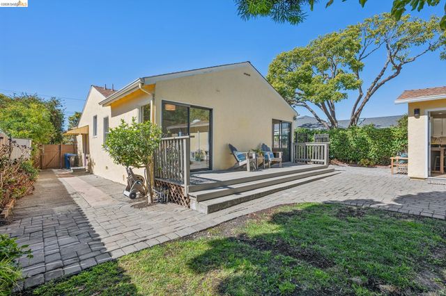 930 Richmond St, El Cerrito, CA 94530