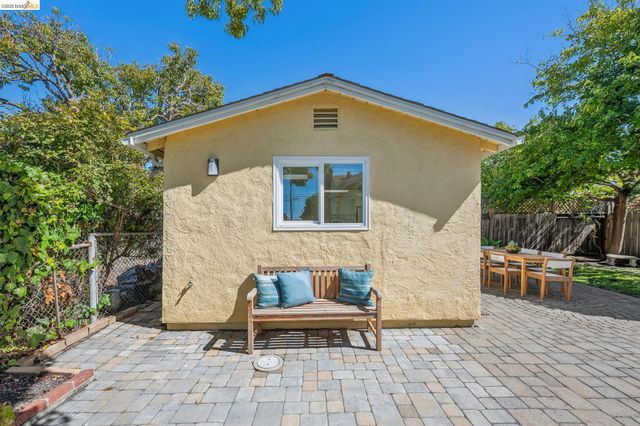 930 Richmond St, El Cerrito, CA 94530
