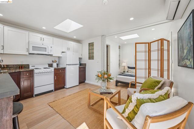 930 Richmond St, El Cerrito, CA 94530