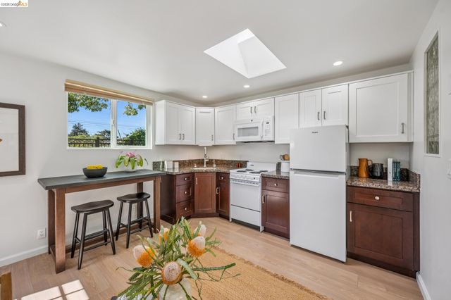 930 Richmond St, El Cerrito, CA 94530