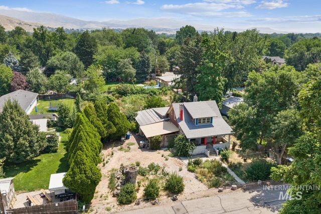 3012 N Innis St, Boise, ID 83703