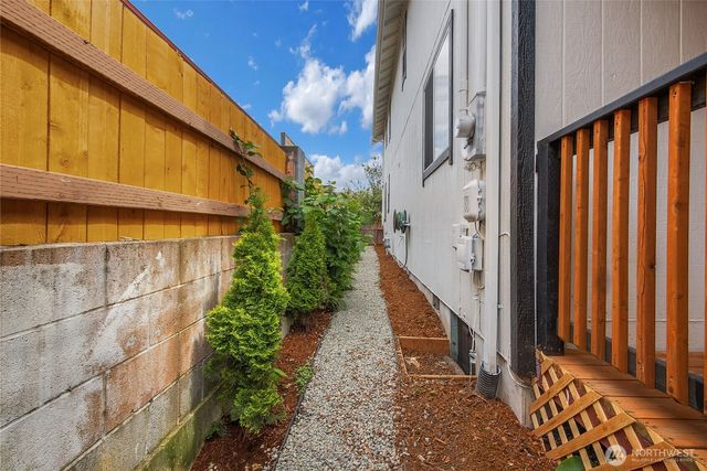 1912 Martin Luther King Jr Way, Tacoma, WA 98405