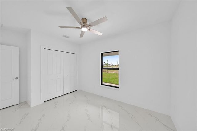 3721 NE 11th PL, Cape Coral, FL 33909