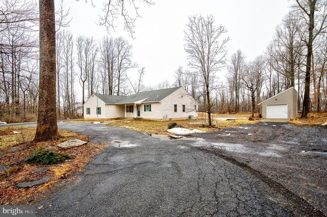 1347 E THATCHER RD, Quakertown, PA 18951