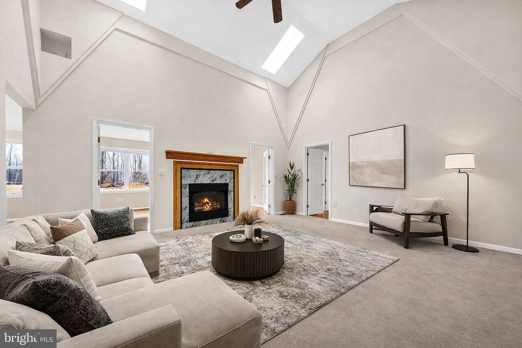 1347 E THATCHER RD, Quakertown, PA 18951