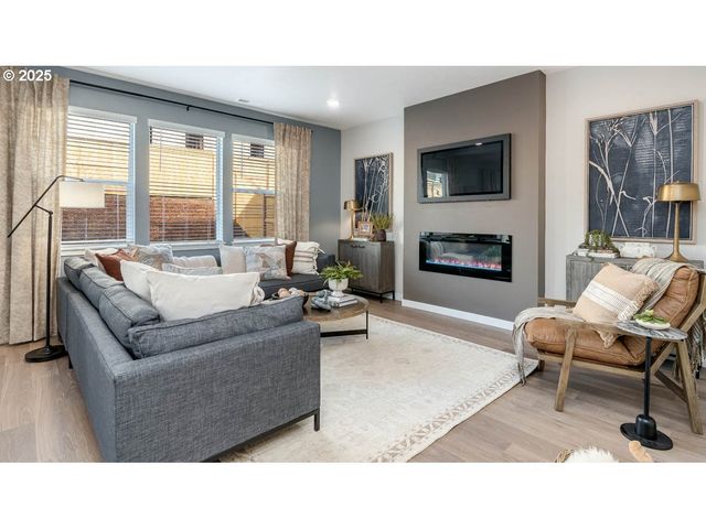 16695 Se Crossland St, Happy Valley, OR 97086