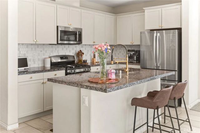 16502 Casa Grande Avenue 426, Fontana, CA 92336