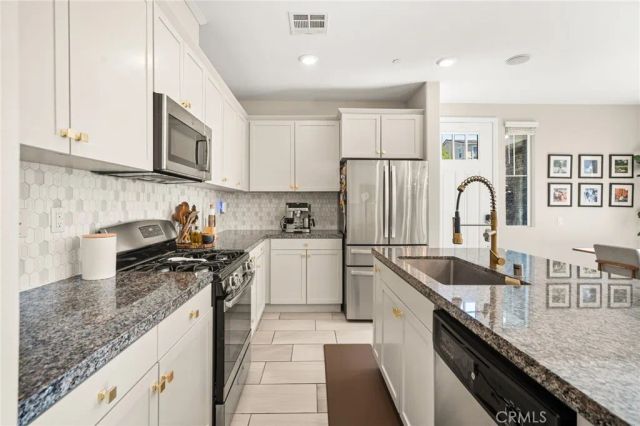 16502 Casa Grande Avenue 426, Fontana, CA 92336