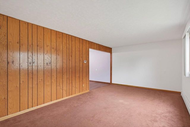 2610 GAYNOR AVENUE, Wisconsin Rapids, WI 54495
