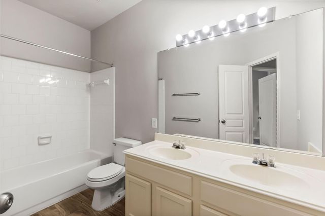 18 Maize Meadow Place, The Woodlands, TX 77381