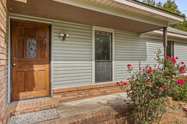 1144 LOCKE-CUBA RD, Millington, TN 38053