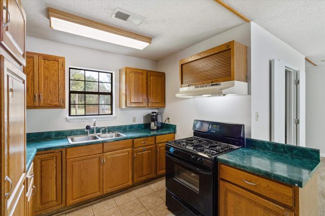 1144 LOCKE-CUBA RD, Millington, TN 38053