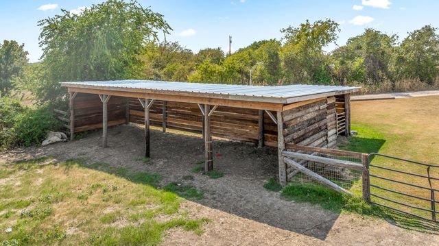 393 County Road 547, Stephenville, TX 76401