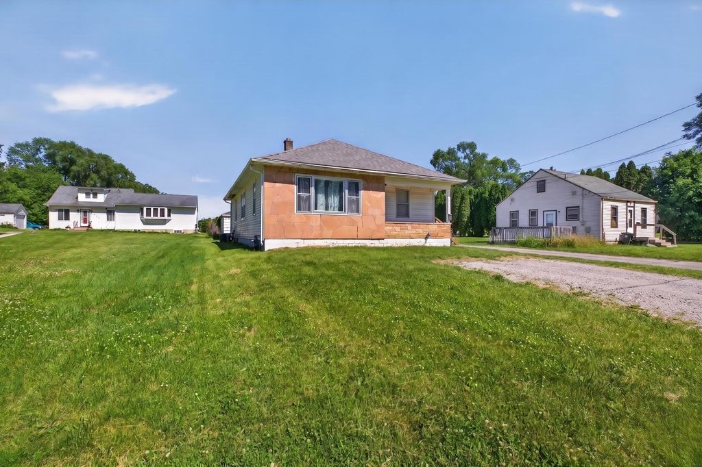 1134 N Barclay Street, Waterloo, IA 50703