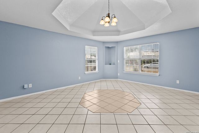 123 FRAN FRAN ST, San Antonio, TX 78207