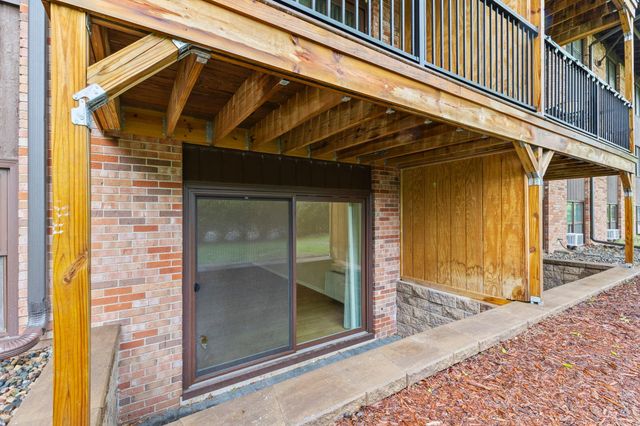 10113 W 34th Street 105, Hopkins, MN 55305