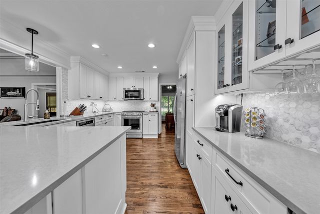4421 Allencrest Lane, Dallas, TX 75244