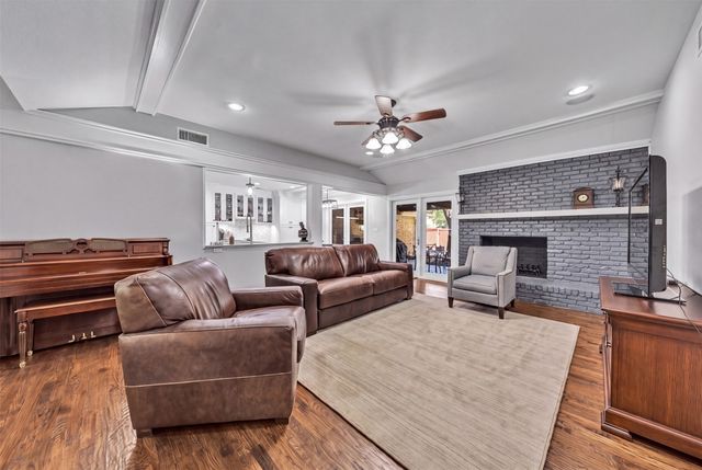 4421 Allencrest Lane, Dallas, TX 75244