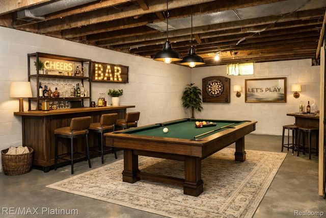 208 Devonshire St, York Charter Township, MI 48198