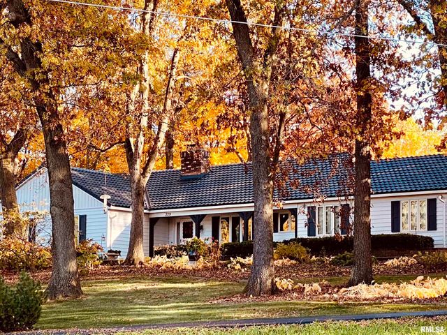 229 E FAR HILLS Drive, East Peoria, IL 61611