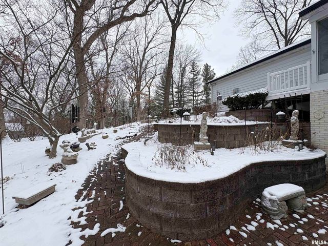 229 E FAR HILLS Drive, East Peoria, IL 61611