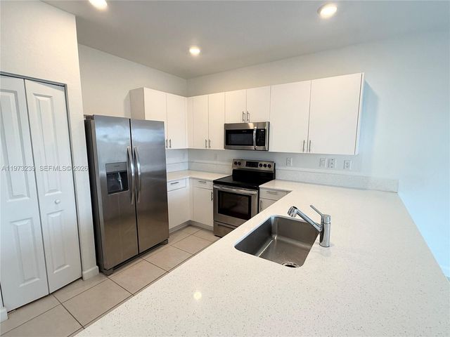 23465 SW 127th Pl 23465, Homestead, FL 33032