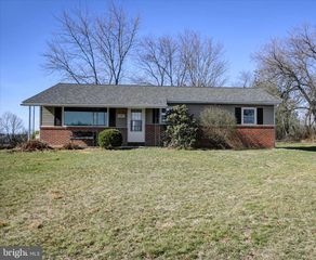 2281 WAGGONERS GAP ROAD, Carlisle, PA 17013