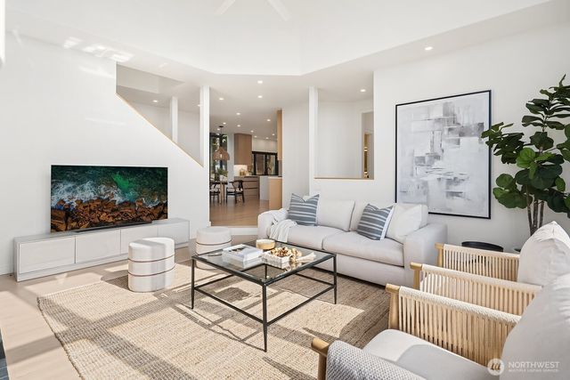 1540 204th Avenue NE, Sammamish, WA 98074