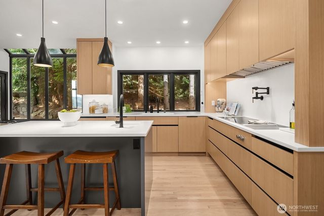 1540 204th Avenue NE, Sammamish, WA 98074