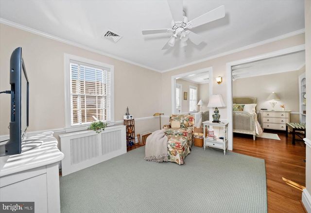 706 GREENHILL AVE, Wilmington, DE 19805