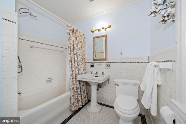 706 GREENHILL AVE, Wilmington, DE 19805