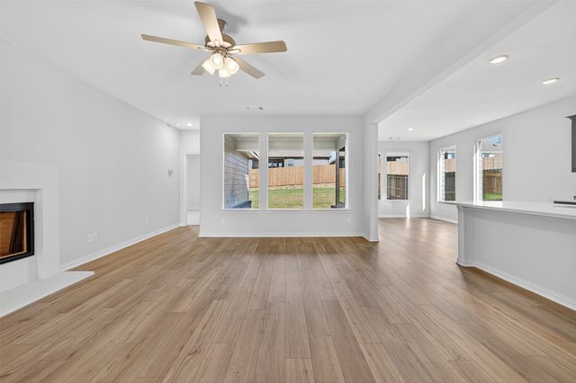 3521 Helena Street, Gainesville, TX 76240