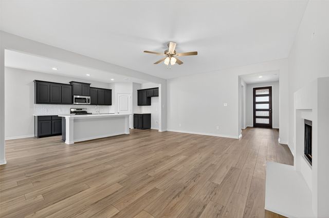 3521 Helena Street, Gainesville, TX 76240