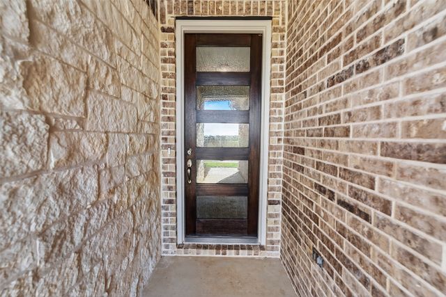 3521 Helena Street, Gainesville, TX 76240