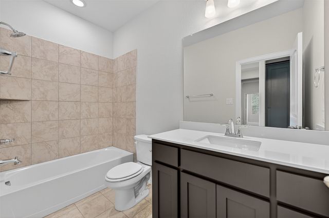 3521 Helena Street, Gainesville, TX 76240