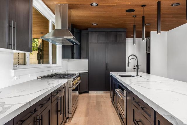 1668 E FOREST HILLS DR, Millcreek, UT 84106