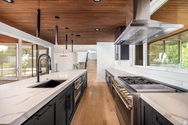 1668 E FOREST HILLS DR, Millcreek, UT 84106