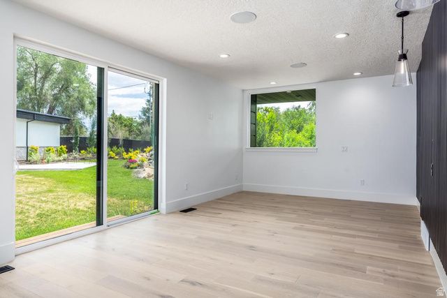 1668 E FOREST HILLS DR, Millcreek, UT 84106