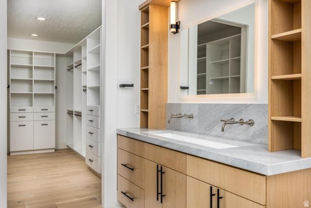 1668 E FOREST HILLS DR, Millcreek, UT 84106