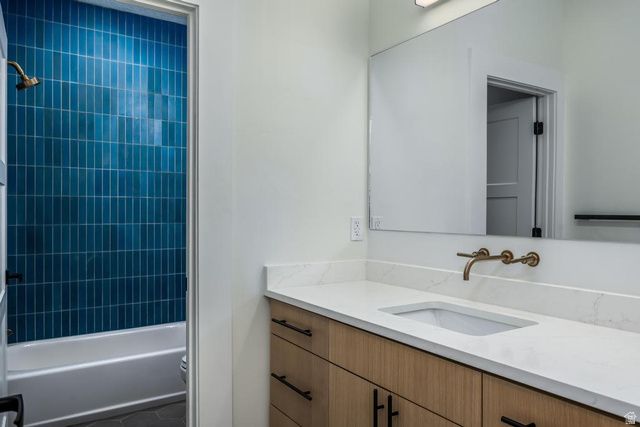 1668 E FOREST HILLS DR, Millcreek, UT 84106