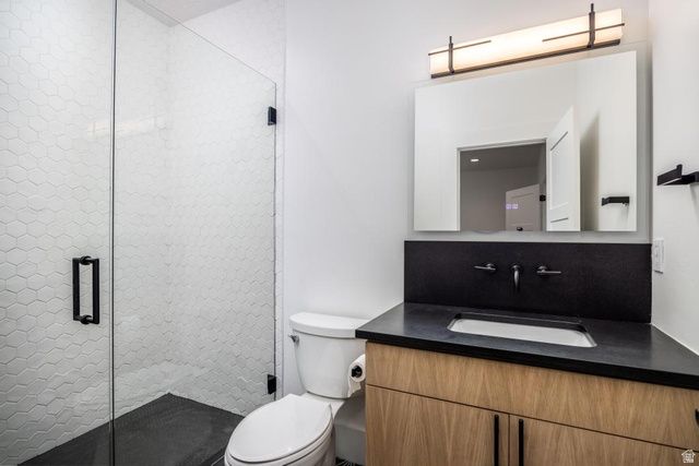 1668 E FOREST HILLS DR, Millcreek, UT 84106