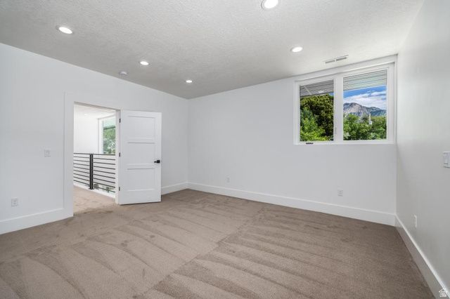 1668 E FOREST HILLS DR, Millcreek, UT 84106